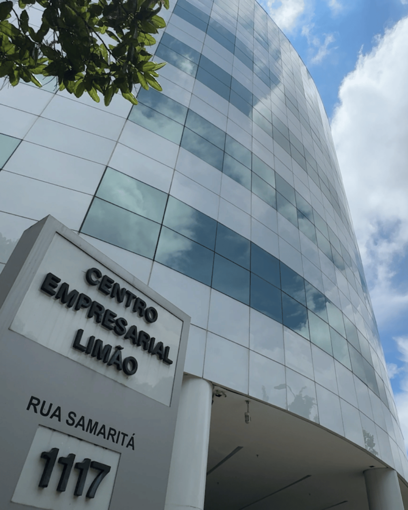 Foto da Fachada do Centro Empresarial Limão