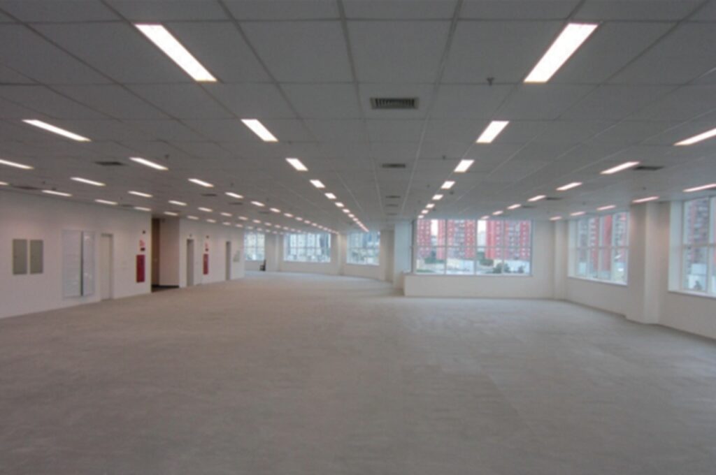 Primeiro Andar Centro Empresarial Limão