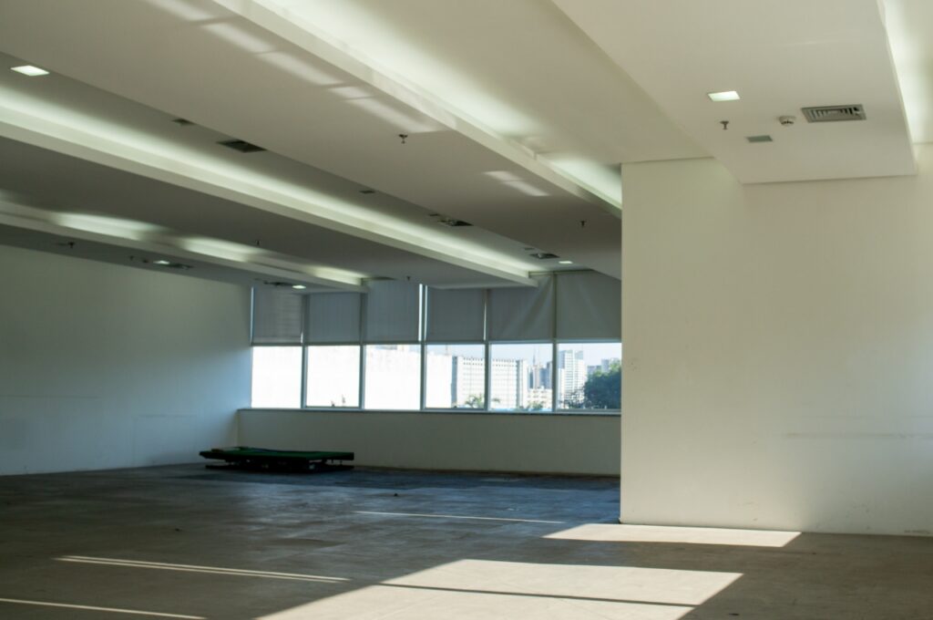 Segundo Andar Centro Empresarial Limão